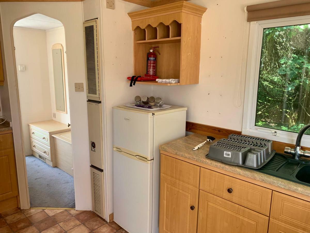 Private Countryside Holiday Cabin 10 Mins From Hove Exterior foto